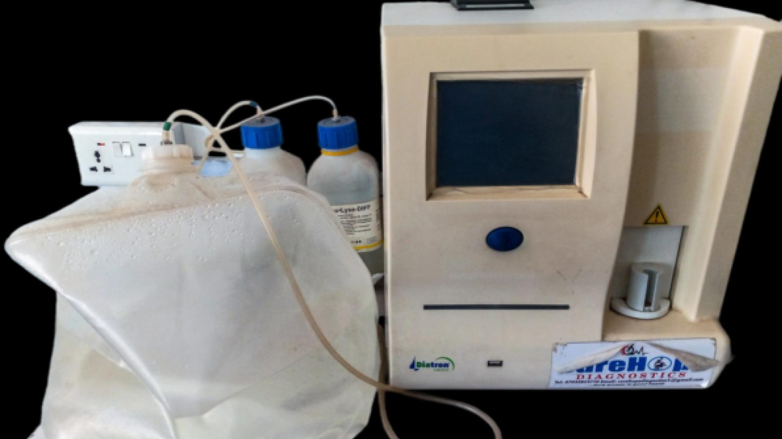 Merawat Analyzer Laboratorium Agar Umurnya Panjang
